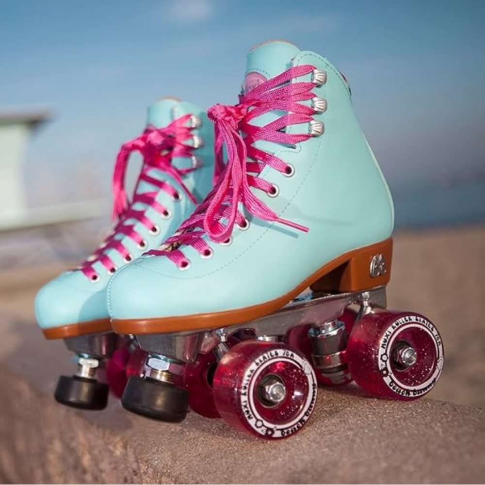Moxi Beach Bunny Roller Skates